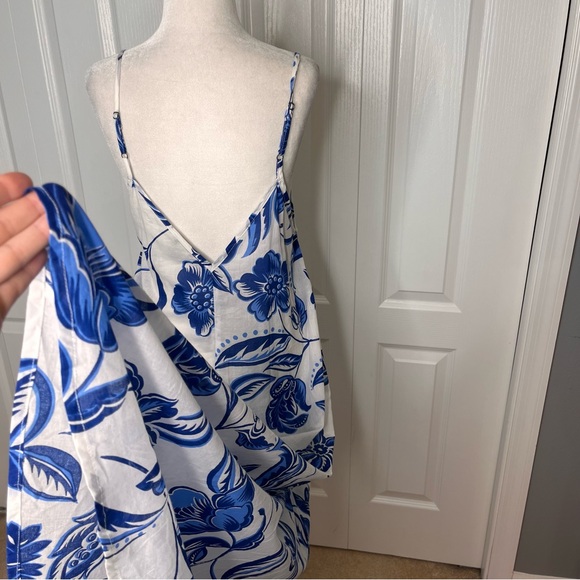 Haute Hippie Blue & White Floral Maxi Dress | 100% Cotton | Open Back | Size M - Picture 6 of 8